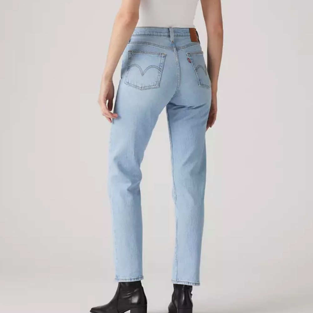 Levi’s wedgie straight jeans